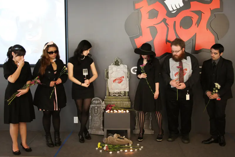 Urf Memorial with Rioters