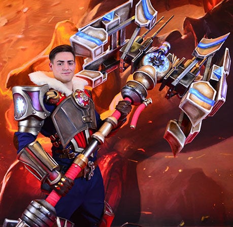 Jayce Cosplay League of Legends.