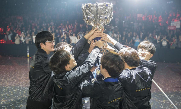 SKT Win World 2016