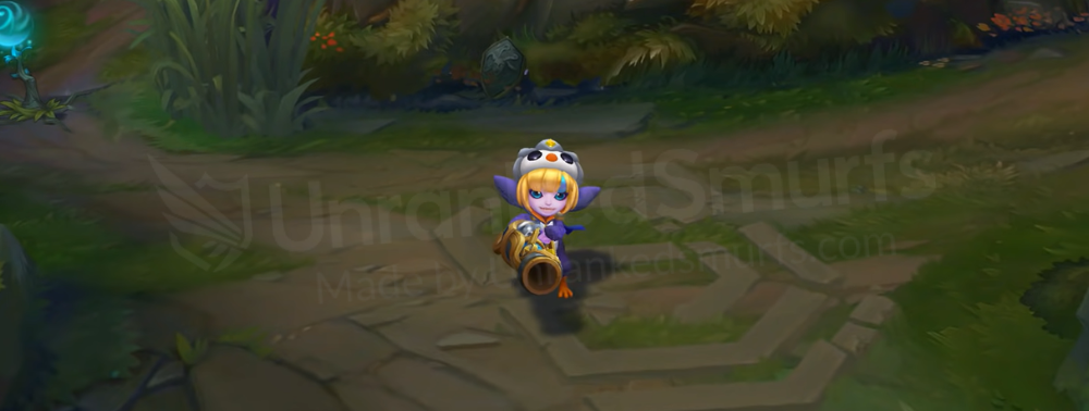 Pengu Cosplay Tristana front in-game